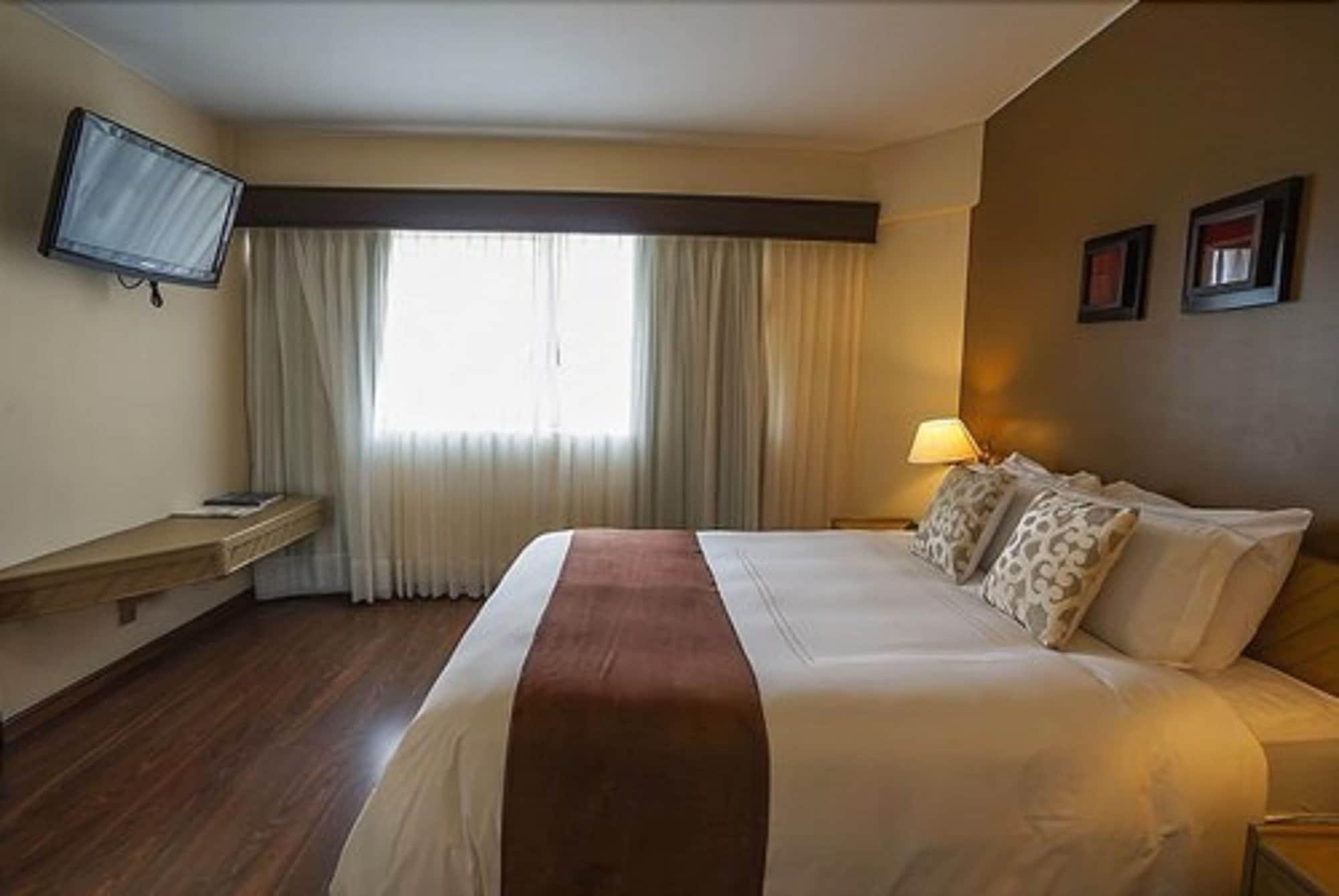 Hotel Jose Antonio Executive à Lima Extérieur photo