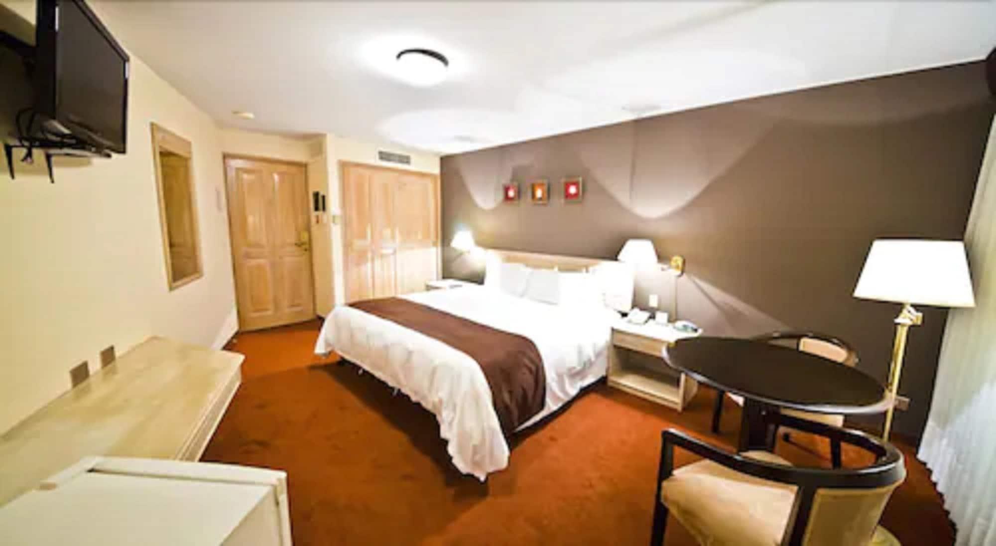 Hotel Jose Antonio Executive à Lima Extérieur photo
