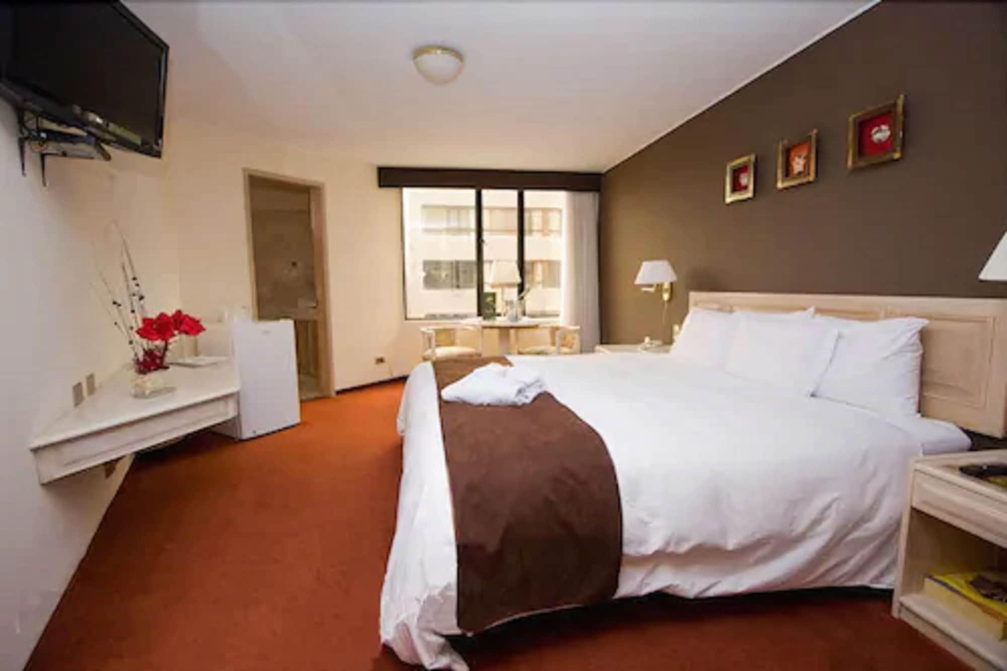Hotel Jose Antonio Executive à Lima Extérieur photo