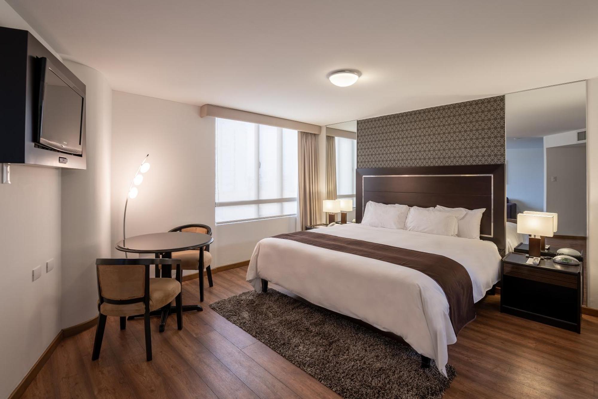Hotel Jose Antonio Executive à Lima Extérieur photo
