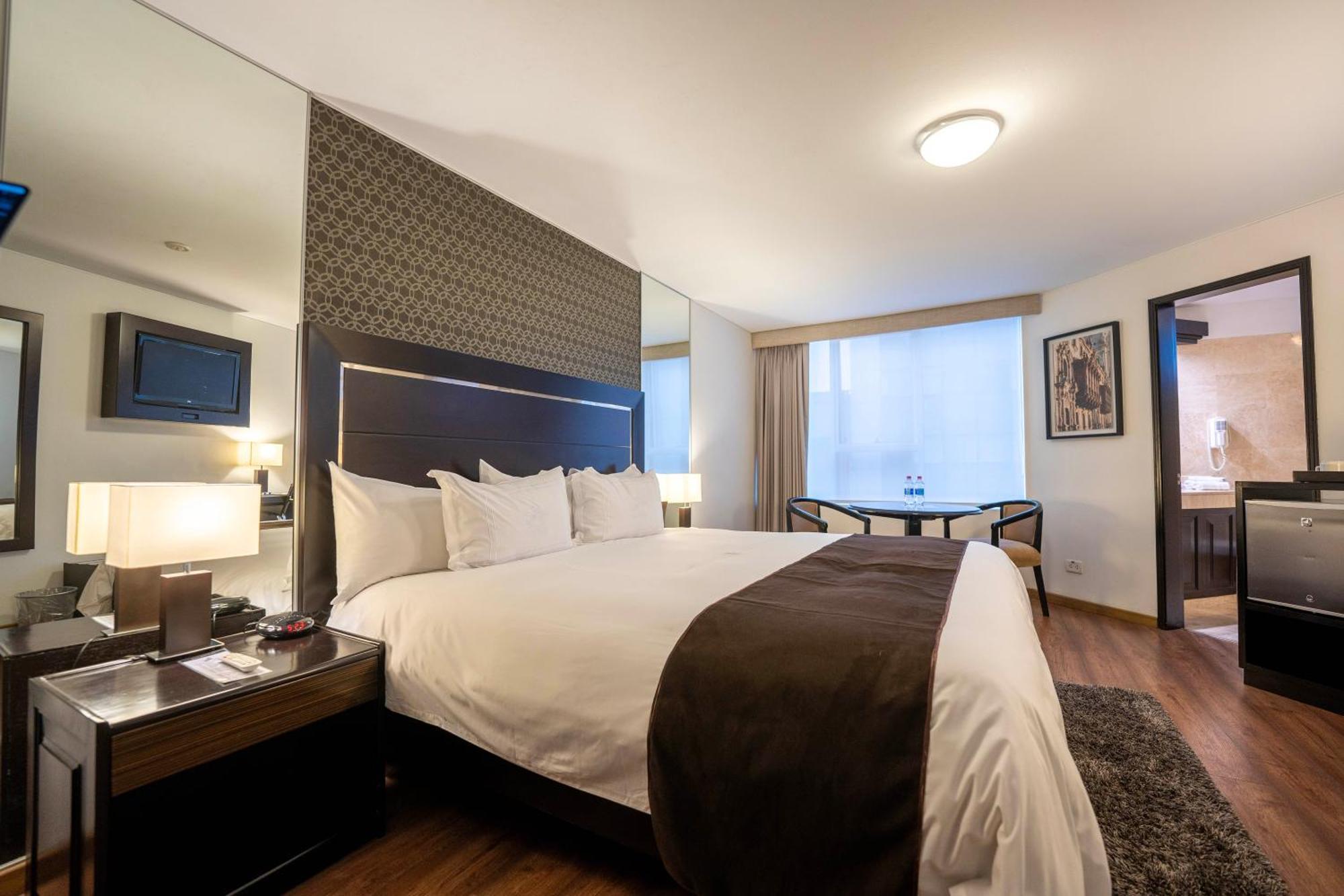 Hotel Jose Antonio Executive à Lima Extérieur photo