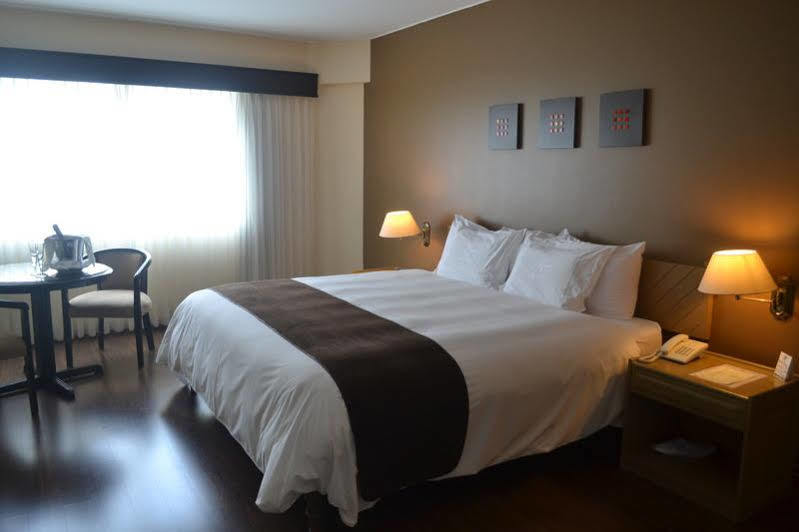 Hotel Jose Antonio Executive à Lima Extérieur photo