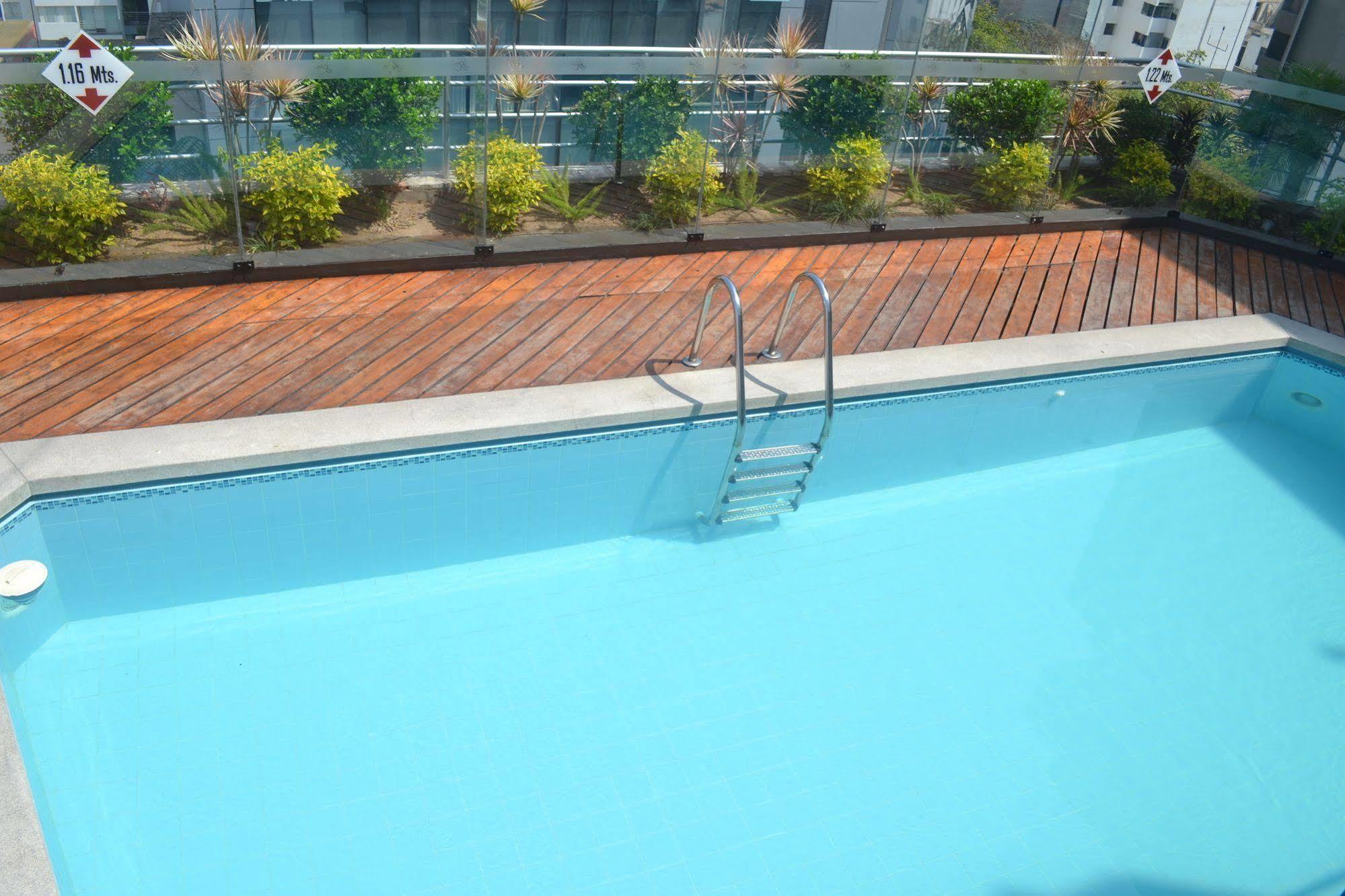 Hotel Jose Antonio Executive à Lima Extérieur photo