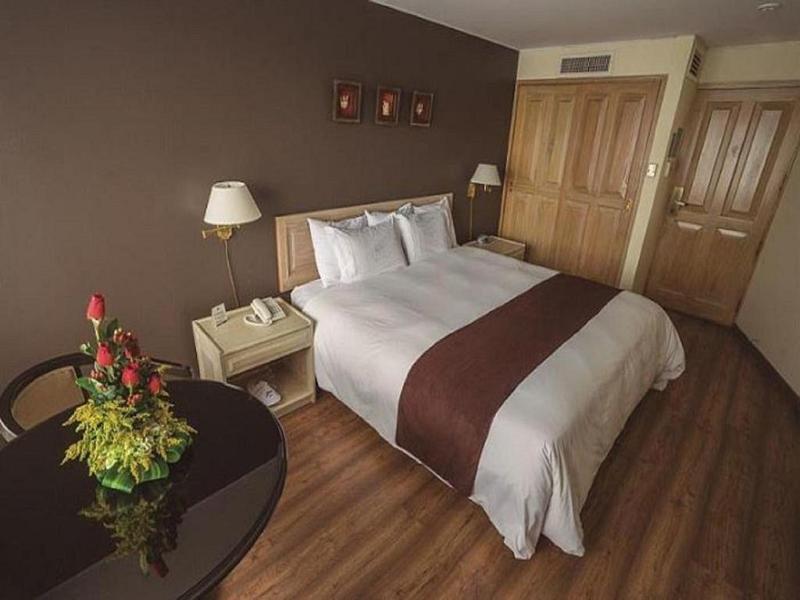 Hotel Jose Antonio Executive à Lima Extérieur photo